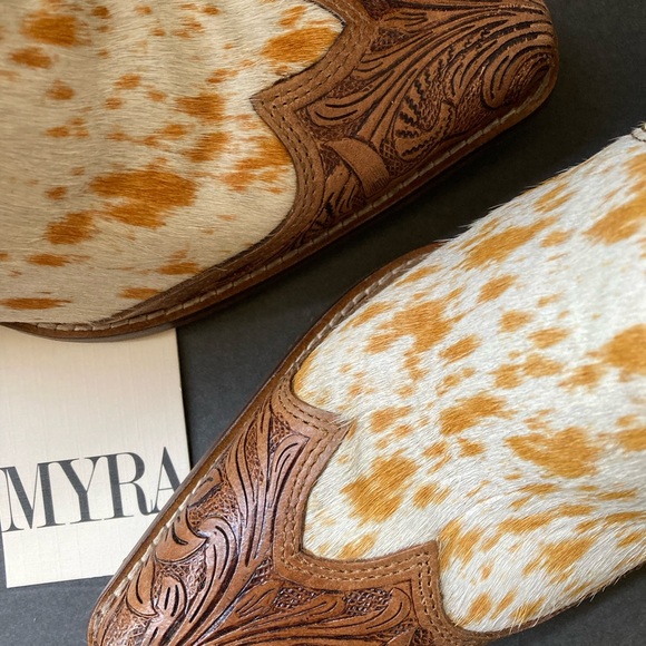 MYRA WESTRO WESTERN HAND-TOOLED BOOTIES - Picture 13 of 16